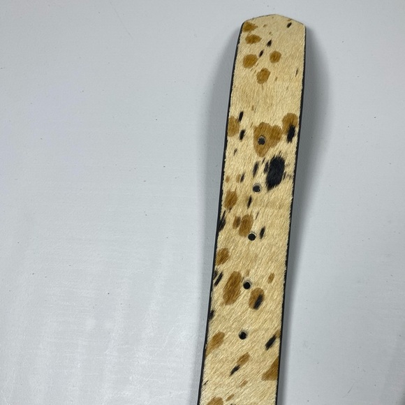 Free People Marcella Cow hair belt medium/large bronze buckle NWOT - Picture 4 of 9